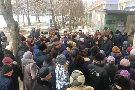 Олег Лебедев на массовых встречах  с жителями Рязани рассказывает о конституционных поправках КПРФ