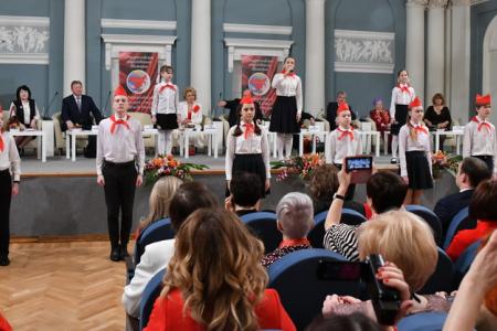 «Для нас очень важно изменение политического курса в пользу трудящихся». Г.А. Зюганов принял участие в работе V съезда ВЖС «Надежда России»