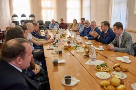 Ю.В. Афонин встретился с рабочей молодежью Санкт-Петербурга