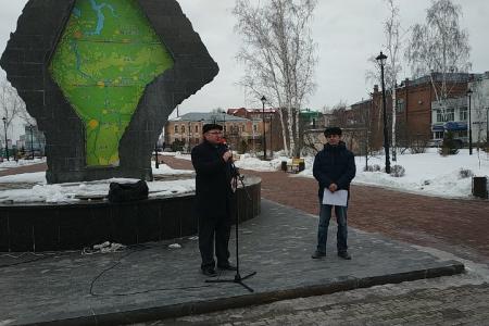 Тюменская область. Депутат-коммунист Юрий Юхневич принял участие в митинге против президентского варианта поправок в Конституцию