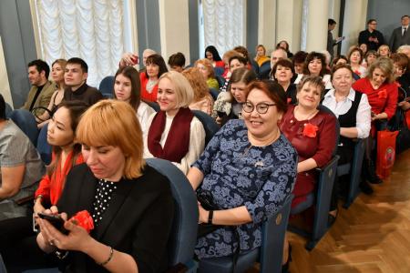 «Для нас очень важно изменение политического курса в пользу трудящихся». Г.А. Зюганов принял участие в работе V съезда ВЖС «Надежда России»
