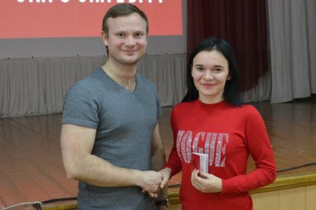 Лидер Ленинского комсомола Владимир Исаков провёл урок «Знамя нашей Победы» в севастопольском колледже