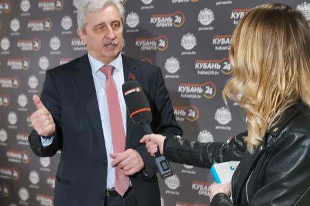 Краснодар. Николай Осадчий в эфире телеканала «Кубань-24» рассказал о позиции КПРФ по конституционным поправкам