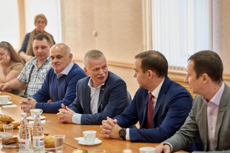 Ю.В. Афонин встретился с рабочей молодежью Санкт-Петербурга