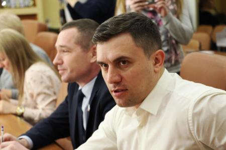 Саратовские депутаты-коммунисты предложили не «закапывать деньги в землю», «единороссы» -  не поддержали