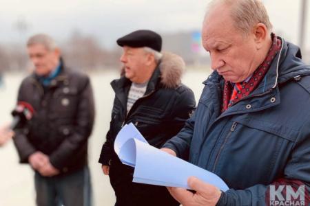Рабочим не платят зарплату. «Тёплый» приём на ВДНХ
