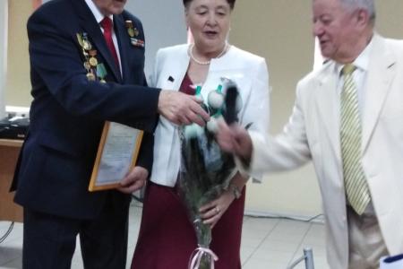 Депутат Тюменской областной Думы Тамара Николаевна Казанцева поздравила Голышмановское землячество с 30-летним юбилеем