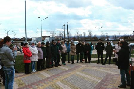 Коммунисты организовали митинг в поселке Разумное Белгородского района