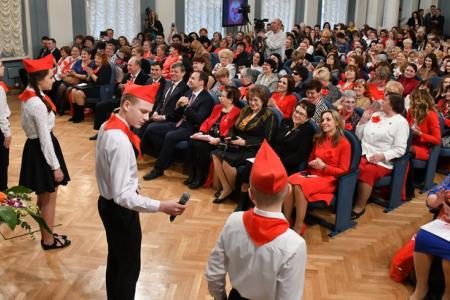 «Для нас очень важно изменение политического курса в пользу трудящихся». Г.А. Зюганов принял участие в работе V съезда ВЖС «Надежда России»