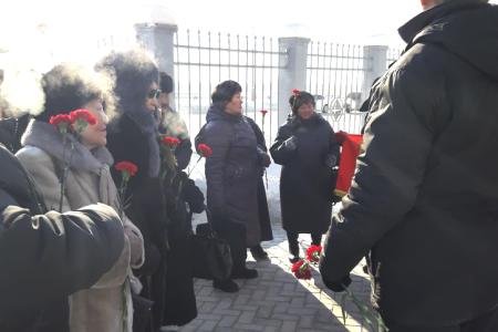 Коммунисты Якутии почтили память И.В. Сталина