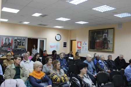 В Сталинградском областном комитете КПРФ состоялось политзанятие на тему:«Детская болезнь левизны в коммунизме»  