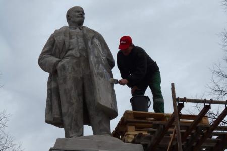 Тамбовская область. В Пичаеве завершён ремонт памятника Ленину 