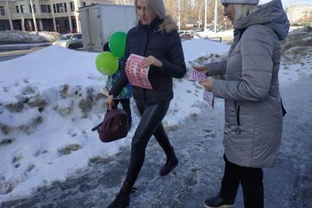 Серия пикетов в поддержку поправок КПРФ в Конституцию прошла в Новосибирске