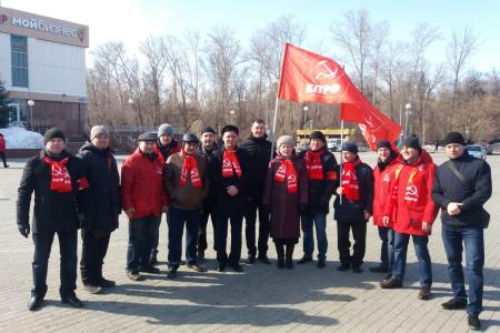 Тюмень. Лидер тюменских коммунистов Тамара Казанцева выступила на митинге против обнуления президентских сроков