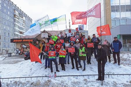 Республика Коми. В Сыктывкаре прошла серия пикетов под общим лозунгом «Долой самодержавие!»