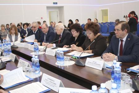 Лидер якутских коммунистов Виктор Губарев принял участие в обсуждении проблемы социальной защиты работников северных территорий
