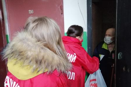 Комсомольская акция «Своих не бросаем» набирает обороты