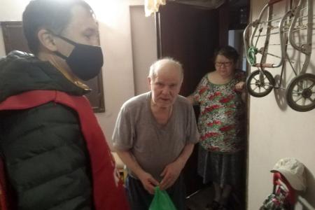 Чувашия. Новочебоксарские коммунисты помогают пенсионерам