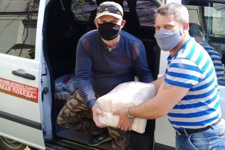 В Севастополе продолжается акция "Своих не бросаем"