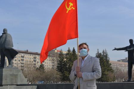 Мэр-коммунист А.Е. Локоть поздравил новосибирцев с 150-летним юбилеем В.И. Ленина