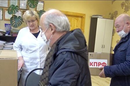 Владимирская область: Больницы получили помощь от КПРФ