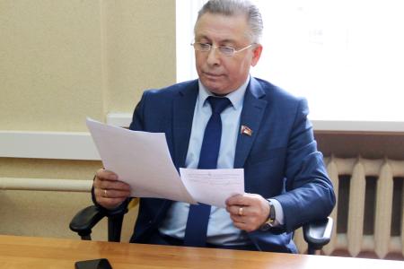 Ярославские депутаты-коммунисты на связи с народом