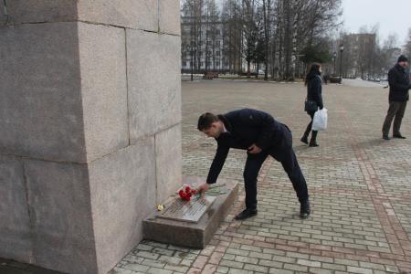 Республика Коми. Коммунисты Сыктывкара отметили 150-летие вождя мирового пролетариата