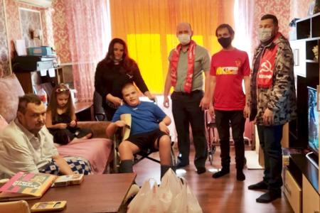 Краснодар. Продолжается помощь коммунистов нуждающимся 