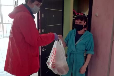 Пермские коммунисты оказали скорую продуктовую помощь самым незащищенным слоям населения