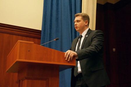 Лидер свердловских коммунистов Александр Ивачёв: "Мировой кризис капитализма. Задачи партии в новых условиях" 