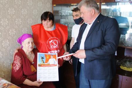 Коммунисты Курганской области провели серию мероприятий, посвященных 75-летию Великой Победы