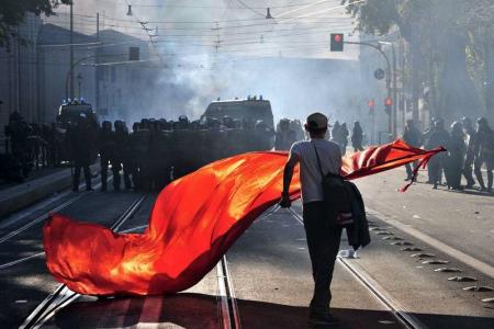 Коммунисты Вологодчины обратились к сотрудникам МВД и Росгвардии по поводу угроз мэра Череповца