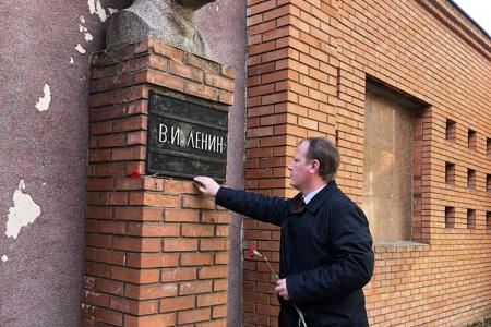 Ивановские коммунисты и комсомольцы провели Первомай