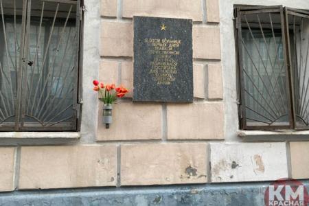 «Катакомбы Собянина». Валерий Рашкин посетил заброшенную больницу, которую не используют под COVID-19