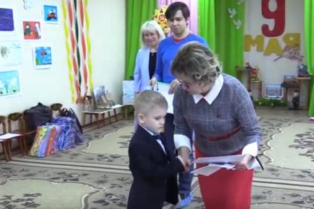 Саратовский обком КПРФ подводит итоги детского конкурса "Детство, опалённое войной, или война и мир глазами ребенка"
