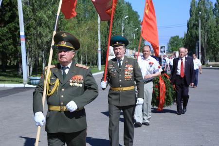 9 Мая в Омске – цвет победы красный!