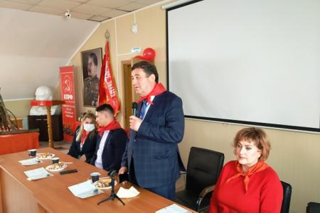 Лидер ставропольских коммунистов Виктор Гончаров: Пионерию убить не удалось!