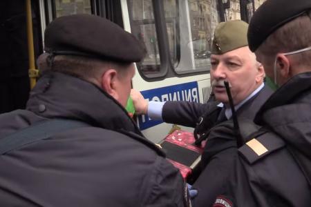 Москва. Депутатский запрос о задержаниях 9 Мая