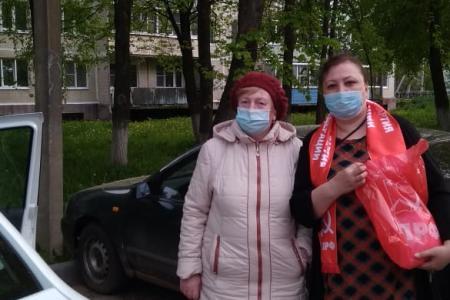 Коммунисты Московской области своих не бросают