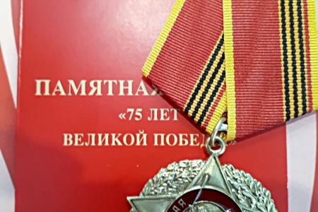 Первый секретарь Ненецкого ОК КПРФ Михаил Райн поздравил ветеранов с юбилеем Великой Победы