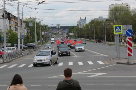 Пензенские коммунисты провели автопробег в честь Дня Победы