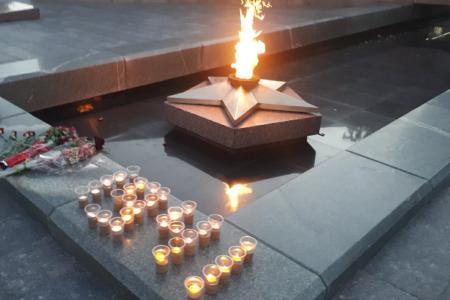 Ленинский комсомол провел "Вахту памяти"