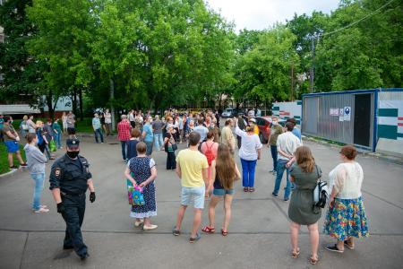 Москва. Медведково. Жители при поддержке КПРФ готовятся к противостоянию с застройщиками