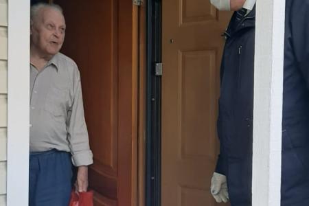 Подмосковные коммунисты каждый день помогают нуждающимся - своих не бросают!