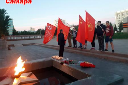 Ленинский комсомол провел "Вахту памяти"