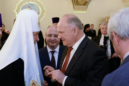 Геннадий Зюганов поблагодарил Патриарха Кирилла за сохранение памяти героев Великой Отечественной войны