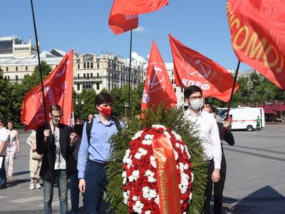 Г.А. Зюганов: Секрет Победы – в защите Советской Родины!