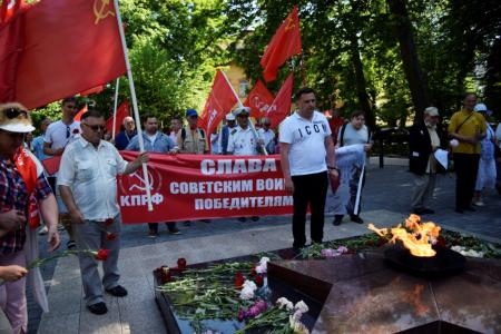 В Калининградской области прошел автопробег, посвященный 75-летию парада Победы