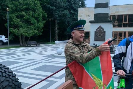 Ставропольские коммунисты почтили память погибших в сороковые-роковые автопробегом