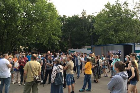 Москва. Медведково. Жители при поддержке КПРФ готовятся к противостоянию с застройщиками